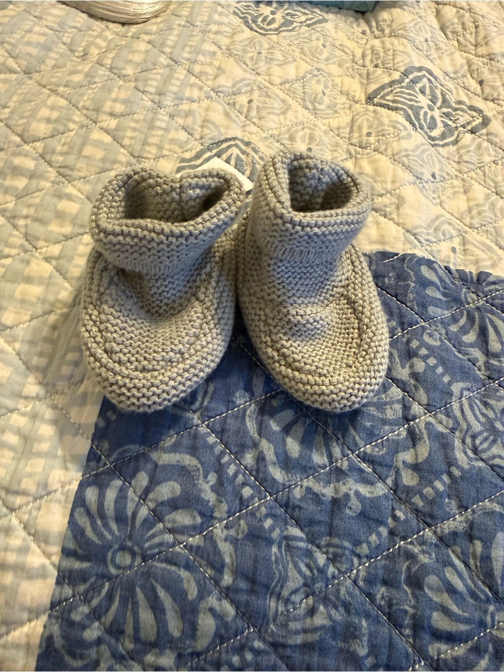 GAP Gray Knit Baby Booties